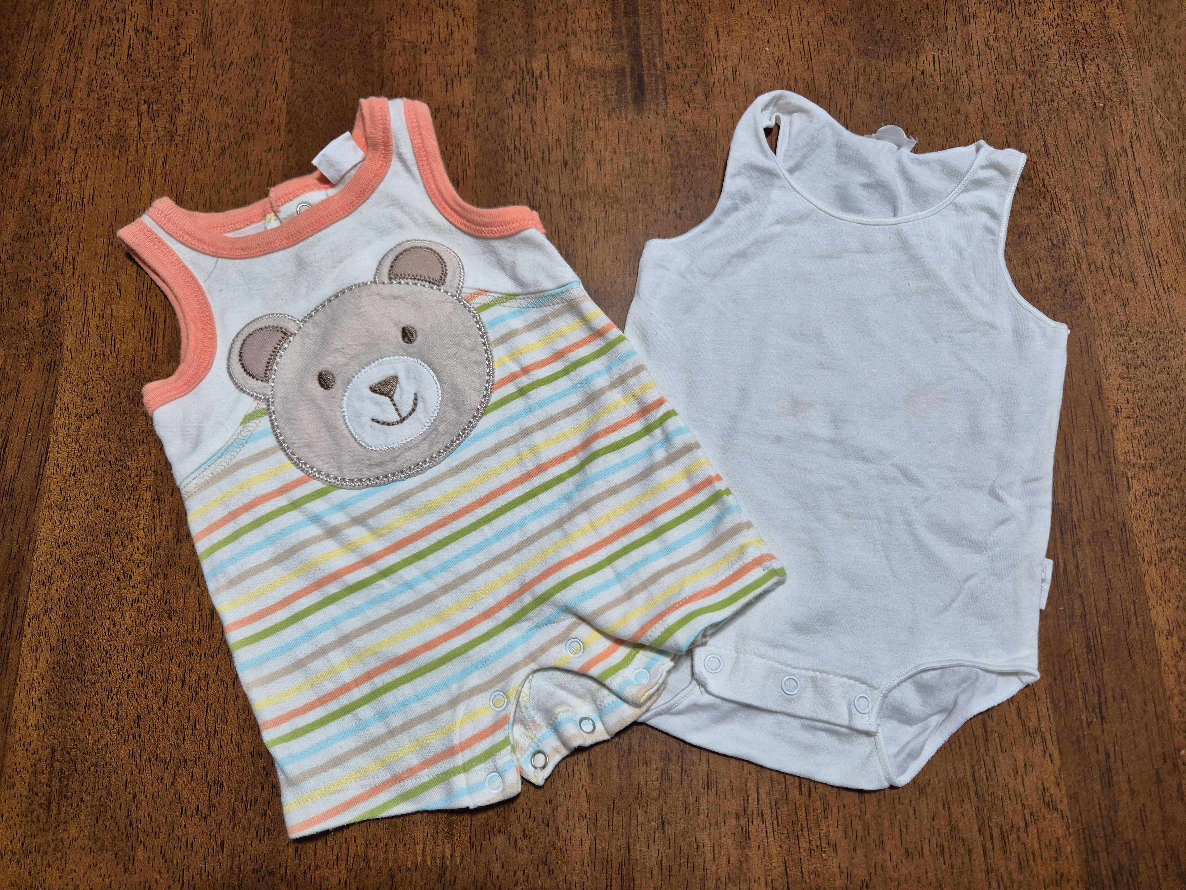 Babies R us and Bonds (set)