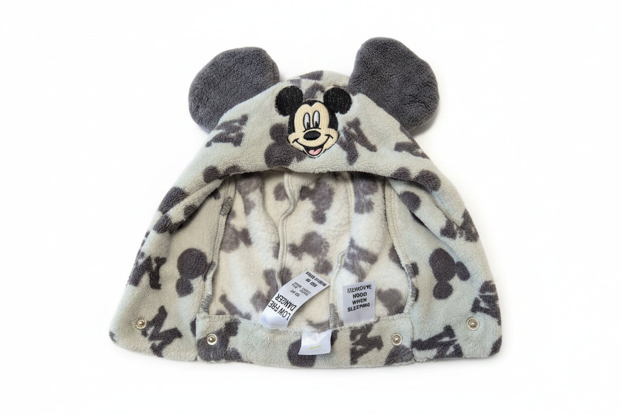 Detachable hoodie