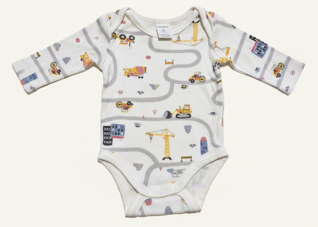 Ollie's place & Baby Berry (set)