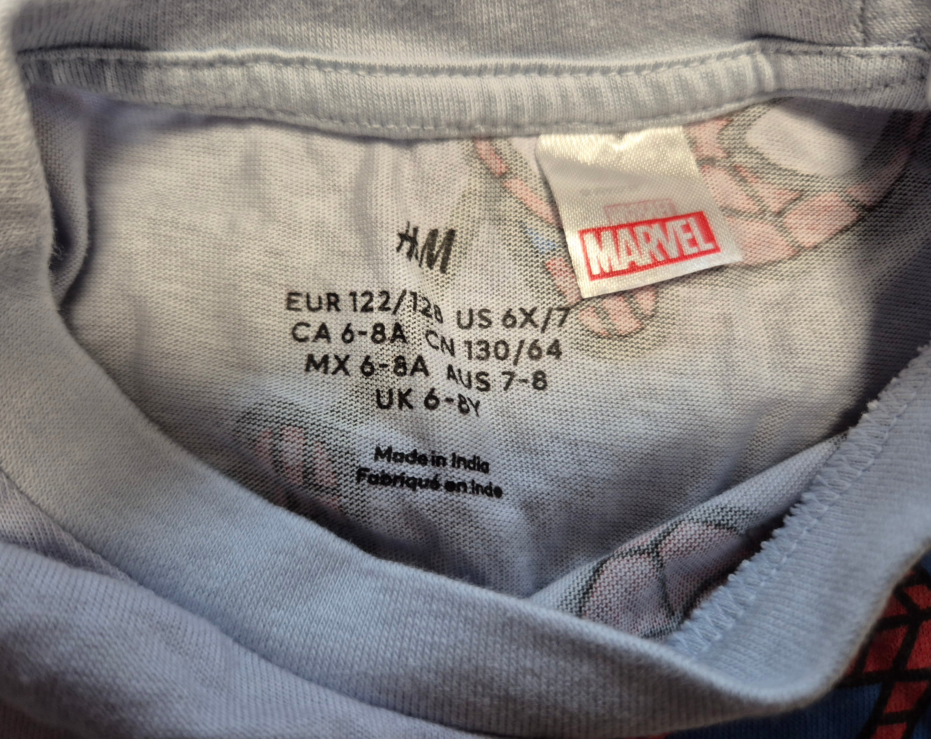 H&M- Marvel Spiderman Tshirt